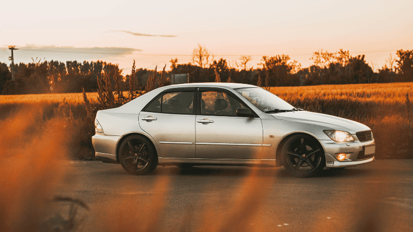 Carros híbridos: como funcionam e por que, segundo Sérgio Bento De Araújo, estão a ganhar cada vez mais espaço no mercado.