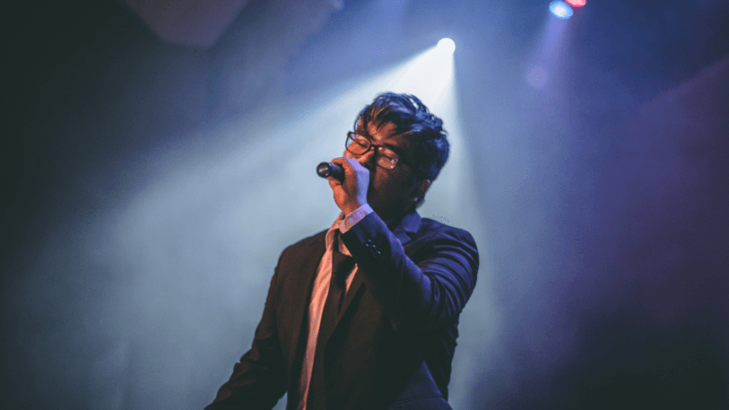 Grammy movimenta a cena musical e promete disputa acirrada entre grandes nomes neste domingo